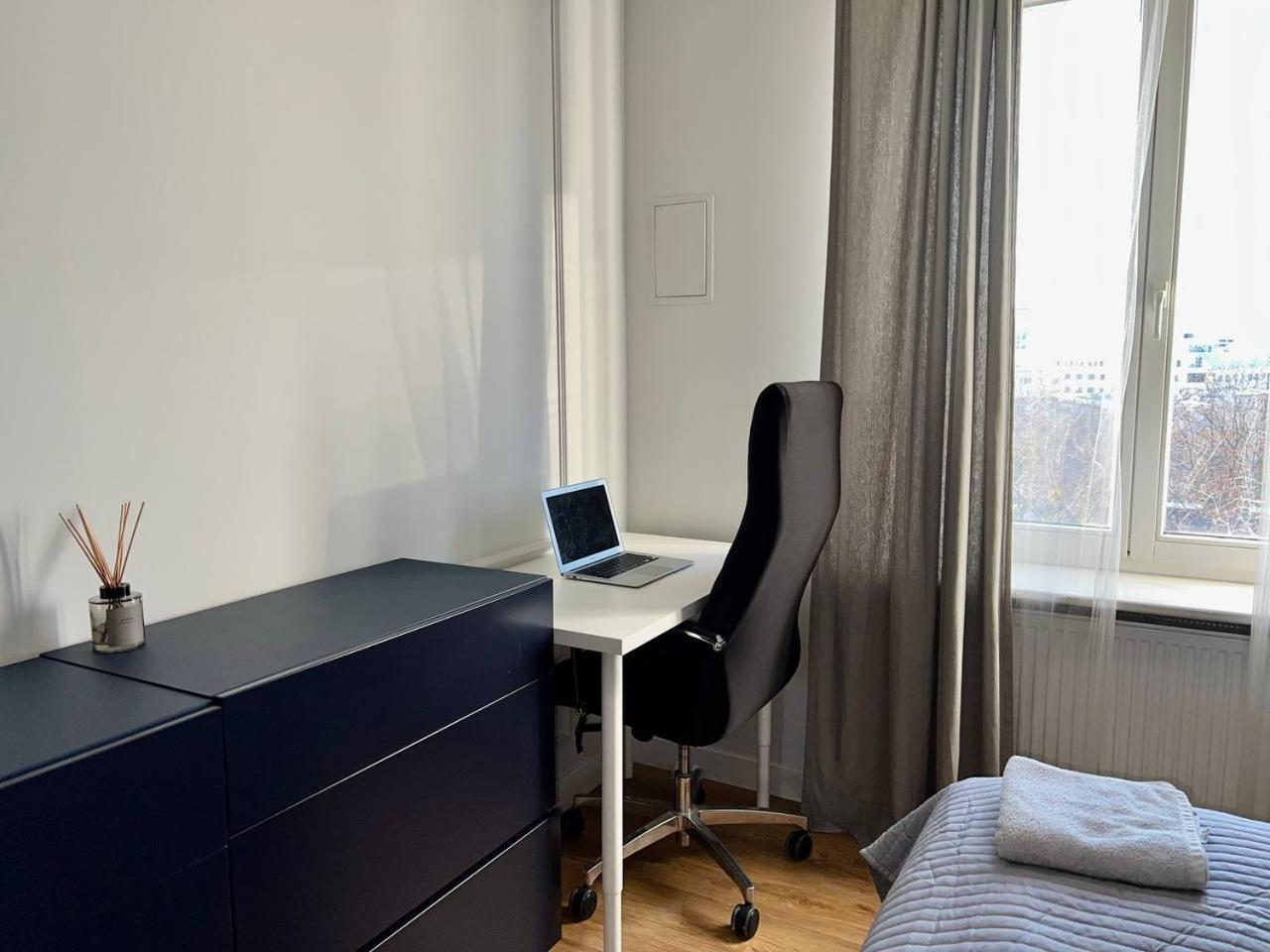 Modern Flat In The Centre - By Hik Apartments Varsóvia Exterior foto